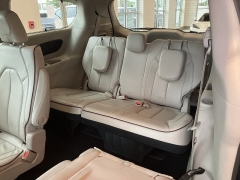 Used 2019 Chrysler Pacifica Limited FWD at Suburban Ford of Sterling Heights near Sterling Heights, MI