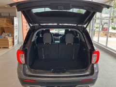 Used 2022 Ford Explorer XLT 4WD at Suburban Ford of Sterling Heights near Sterling Heights, MI