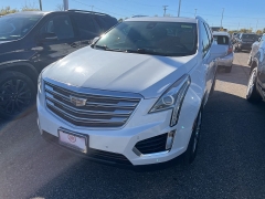 Used 2017 Cadillac XT5 4d SUV AWD Luxury at Suburban Ford of Sterling Heights near Sterling Heights, MI
