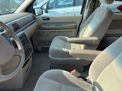 Used 2005 Ford Freestar Wagon 4d Wagon SEL at Maxx Loans near ,