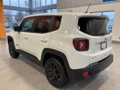 Used 2023  Jeep Renegade Latitude 4x4 at Maxx Loans near St&period; Adrian&comma; MI