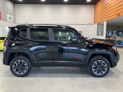 Used 2023  Jeep Renegade Trailhawk 4x4 at Maxx Loans near St. Adrian, MI