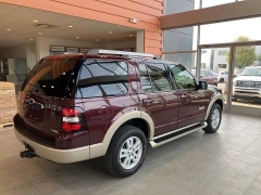 Used 2007 Ford Explorer 4d SUV 4WD Eddie Bauer V6 at Suburban Ford of Sterling Heights near Sterling Heights, MI