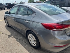 Used 2018  Hyundai Elantra SE 2&period;0L Auto &lpar;Alabama&rpar; at Maxx Loans near St&period; Adrian&comma; MI
