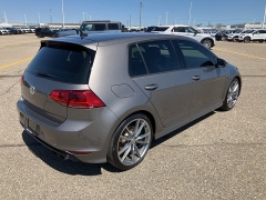 Used 2017 Volkswagen Golf R 4-Door DSG w/DCC/Nav at Maxx Loans near ,