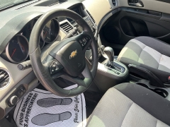 Used 2014 Chevrolet Cruze 4d Sedan LS AT at Maxx Loans near St. Adrian, MI