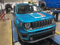 Used 2021 Jeep Renegade Latitude 4x4 at Suburban Ford of Sterling Heights near Sterling Heights, MI
