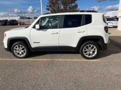 Used 2020  Jeep Renegade Latitude 4x4 at Maxx Loans near St. Adrian, MI