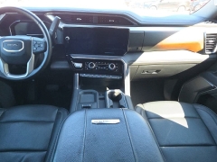 Used 2025  GMC Sierra 2500HD 4WD Crew Cab 159" Denali at Maxx Loans near St&period; Adrian&comma; MI