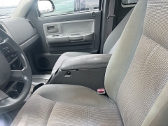 Used 2007 Dodge Dakota 4WD Club Cab SLT at Suburban Ford of Sterling Heights near Sterling Heights, MI