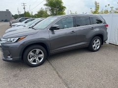 Used 2018 Toyota Highlander Limited V6 AWD (Natl) at Maxx Loans near St. Adrian, MI