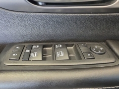Used 2026  Chrysler Pacifica Select FWD at Maxx Loans near St&period; Adrian&comma; MI