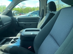 Used 2010 Chevrolet Silverado 1500 4WD Crew Cab LT at Maxx Loans near ,