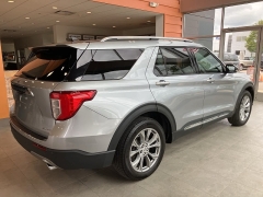 Used 2022 Ford Explorer Limited 4WD at Maxx Loans near ,