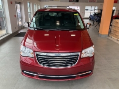 Used 2015 Chrysler Town & Country 4d Wagon Touring L at Suburban Ford of Sterling Heights near Sterling Heights, MI