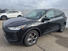 Used 2025  Ford Escape ST-Line FWD at Maxx Loans near St&period; Adrian&comma; MI