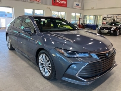 Used 2019  Toyota Avalon (Natl) at Maxx Loans near St. Adrian, MI