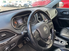Used 2020  Jeep Cherokee Trailhawk 4x4 at Maxx Loans near St&period; Adrian&comma; MI