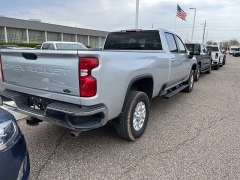 Used 2022 Chevrolet Silverado 3500HD 4WD Crew Cab LT at Maxx Loans near ,