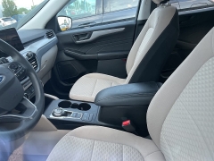 Used 2022 Ford Escape SE AWD at Suburban Ford of Sterling Heights near Sterling Heights, MI
