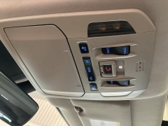 Used 2021 Toyota Highlander Hybrid XLE AWD at Maxx Loans near St. Adrian, MI
