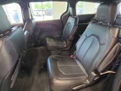 Used 2026  Chrysler Pacifica Select FWD at Maxx Loans near St&period; Adrian&comma; MI
