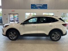 Used 2025  Ford Escape ST-Line AWD at Maxx Loans near St. Adrian, MI