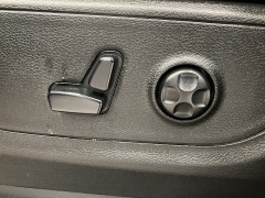 Used 2019  Ram 1500 4WD Crew Cab Rebel at Maxx Loans near St&period; Adrian&comma; MI