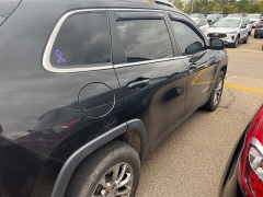 Used 2019 Jeep Cherokee Latitude Plus 4x4 at Maxx Loans near St. Adrian, MI