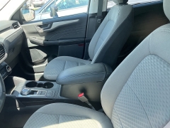 Used 2022 Ford Escape SE FWD at Suburban Ford of Sterling Heights near Sterling Heights, MI
