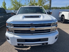 Used 2019 Chevrolet Silverado 3500HD 4WD Crew Cab 167.7" High Country at Suburban Ford of Sterling Heights near Sterling Heights, MI