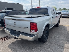 Used 2016 Ram 1500 4WD Crew Cab 140.5" Outdoorsman at Maxx Loans near St. Adrian, MI