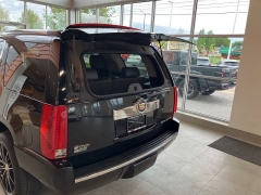 Used 2012 Cadillac Escalade 4d SUV AWD Luxury at Maxx Loans near ,