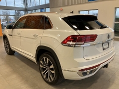 Used 2023  Volkswagen Atlas Cross Sport 3&period;6L V6 SEL Premium R-Line 4MOTION at Maxx Loans near St&period; Adrian&comma; MI