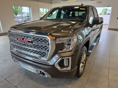 Used 2019  GMC Sierra 1500 4WD Crew Cab 147" Denali at Maxx Loans near St&period; Adrian&comma; MI