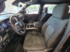 Used 2025  Ram 1500 Big Horn 4x4 Crew Cab 5'7" Box at Maxx Loans near St&period; Adrian&comma; MI