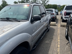 Used 2001  Ford Explorer Sport Trac 4d SUV 4WD at Maxx Loans near St&period; Adrian&comma; MI