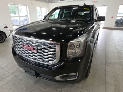 Used 2020  GMC Yukon 4d SUV 4WD Denali at Maxx Loans near St&period; Adrian&comma; MI