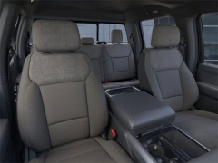 New 2024 Ford F-150 XLT 4WD SuperCrew Box at Suburban Ford of Sterling Heights near Sterling Heights, MI