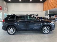 Used 2016 Jeep Cherokee 4WD 4dr Limited at Maxx Loans near St. Adrian, MI