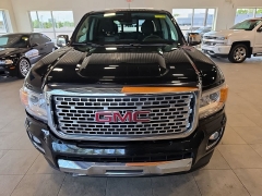 Used 2019  GMC Canyon 4WD Crew Cab 128&period;3" Denali at Maxx Loans near St&period; Adrian&comma; MI