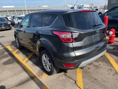 Used 2017  Ford Escape 4d SUV FWD SE at Maxx Loans near St&period; Adrian&comma; MI