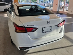 Used 2025  Nissan Altima SV FWD at Maxx Loans near St&period; Adrian&comma; MI
