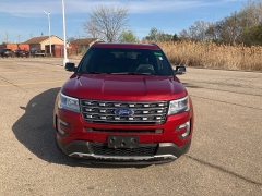 Used 2017 Ford Explorer 4d SUV 4WD XLT at Maxx Loans near ,