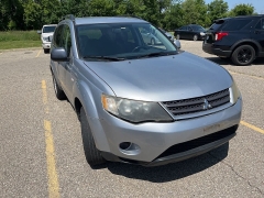 Used 2007 Mitsubishi Outlander 4d SUV 4WD LS at Maxx Loans near St. Adrian, MI