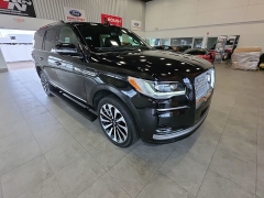 Used 2022  Lincoln Navigator Reserve 4x4 at Maxx Loans near St&period; Adrian&comma; MI
