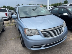 Used 2013 Chrysler Town & Country 4d Wagon Touring at Suburban Ford of Sterling Heights near Sterling Heights, MI