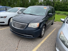 Used 2012 Chrysler Town & Country 4d Wagon Touring at Suburban Ford of Sterling Heights near Sterling Heights, MI