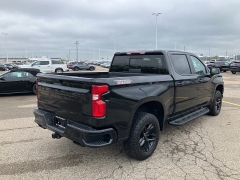 Used 2021 Chevrolet Silverado 1500 4WD Crew Cab LT Trail Boss at Maxx Loans near ,