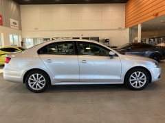 Used 2014  Volkswagen Jetta Sedan 4dr Auto SE PZEV at Maxx Loans near St. Adrian, MI